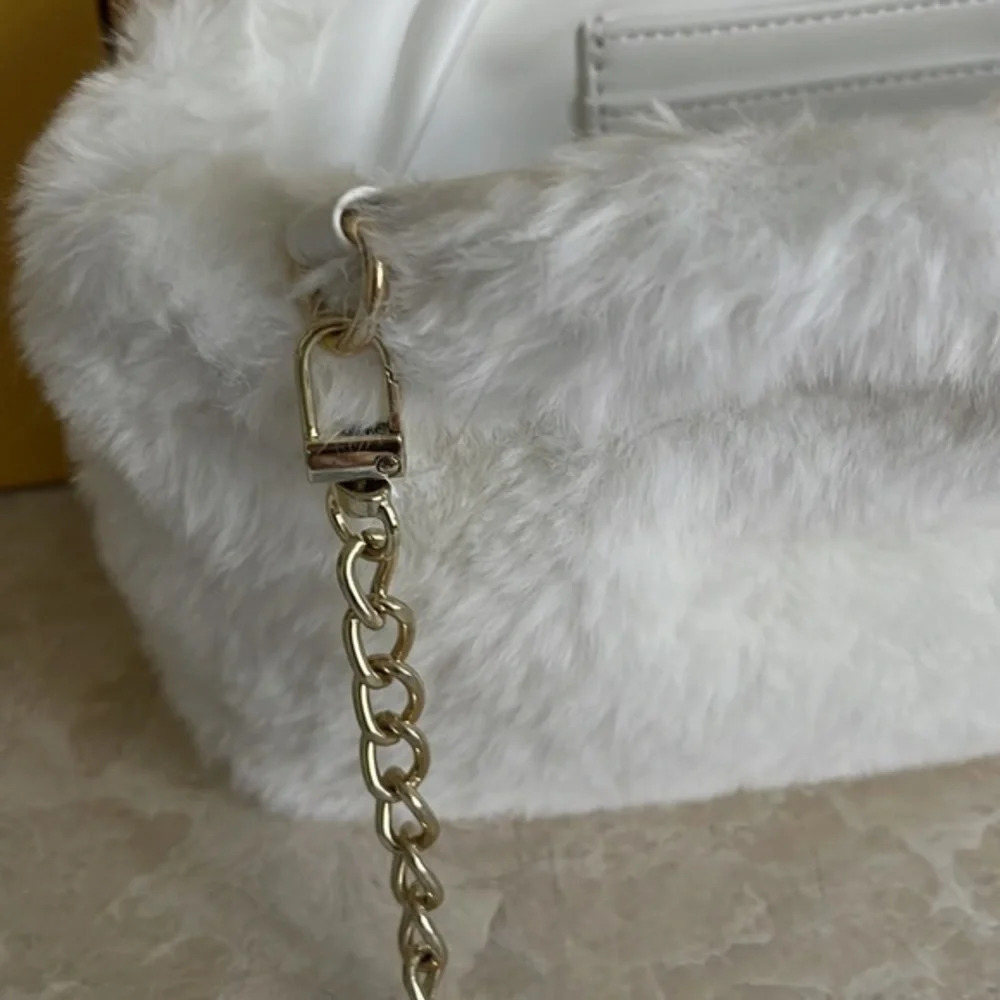 ISAAC MIZRAHI new york  faux fur NEW‎ bag - Picture 9 of 11